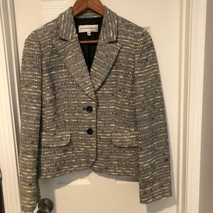 Jones New York suit jacket unique print classic size 8 true to size blazer coat